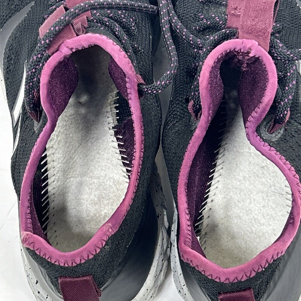 New Balance Fresh Foam Trailbuster Women's Size 8 Black Gray Purple Trails Hike - Picture 12 of 15